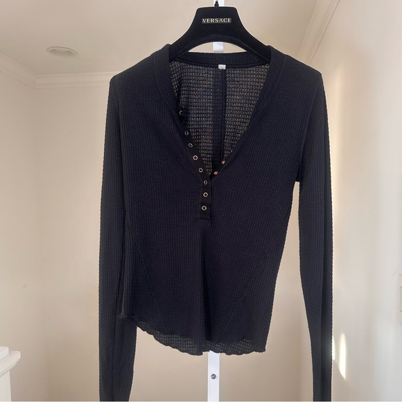 Free People One Of The Girls Henley Black Medium Black Gold Buttons Medium - Picture 9 of 10